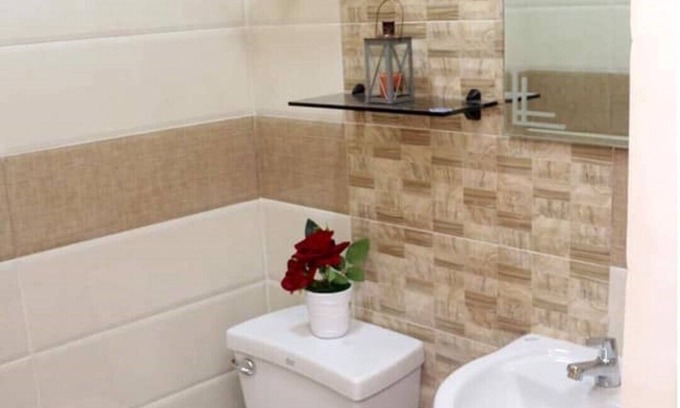 Pilar Apartment | E4 Apartment unit with covered parking