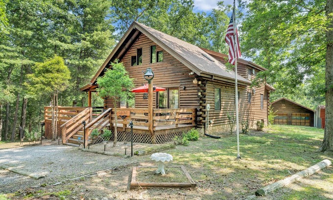 Craig Creek Cabin | Eagles Rest~Cozy, Updated, Charming 3 BR cabin!
