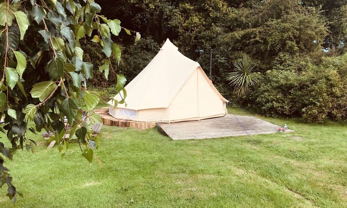 Guisborough RV Rental | Eartha, a furnished bell tent in field and woodland surroundings