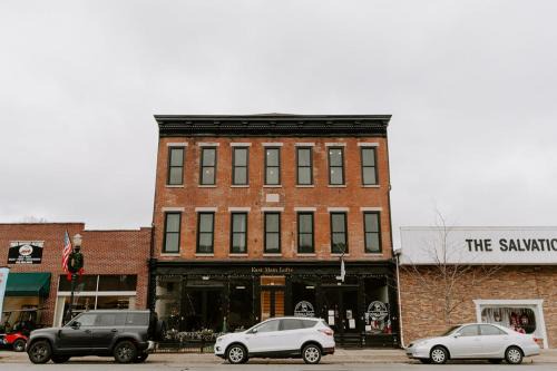 Madison Apartment | East Main Lofts