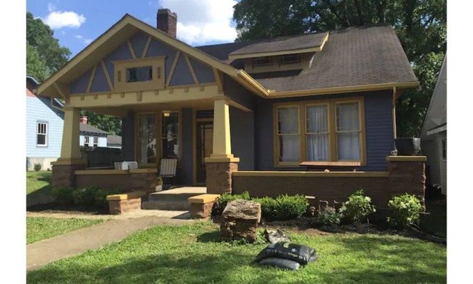 Maxwell House | EAST NASHVILLE Big & Hip