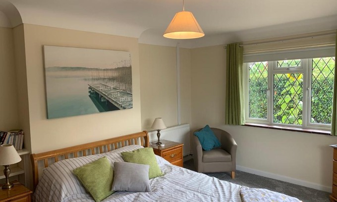 New Forest District Bed & Breakfast | Eastfield B & B