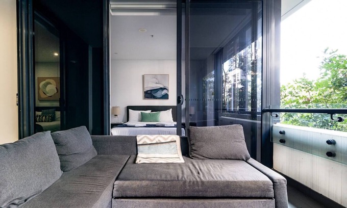 Eastgardens Apartment | Eastgardens Splendour Two storey Style with Pool