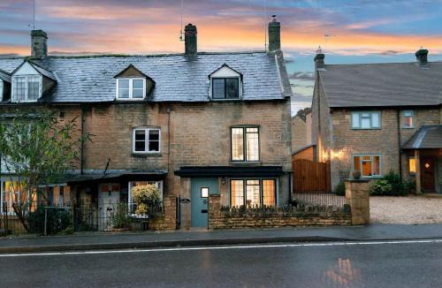 Moreton-in-Marsh House | Eastnor