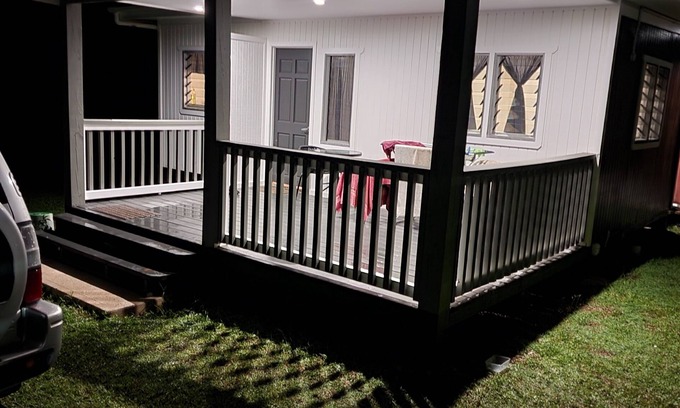 Tapere of Titikaveka House | Easy beach access, free unlimited wifi, a/cn