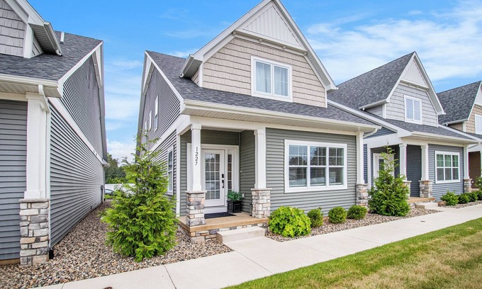 South Bend House | Echoes of Galway