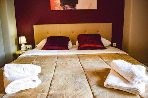 Thessaloniki Apartment | Eclectic Style (free parking)