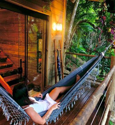 Trindade Ski Chalet | Eco Cabana a 150 metros da praia e centrinho