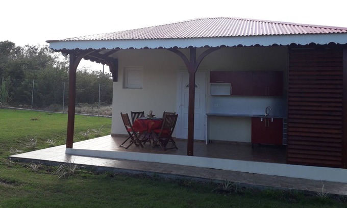 Baie-Mahault Cottage | Ecological lodge in the heart of nature