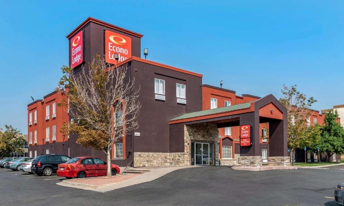 Briargate Cabin | Econo Lodge North Academy