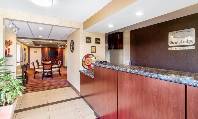 Lenoir City Hotel | Econo Lodge