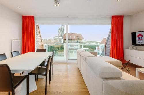 Oostduinkerke-Bad Apartment | Eden Beach Vi, A62