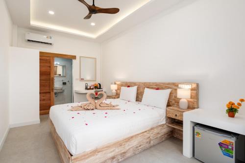 Bophut Hotel | Eden Extend Fisherman's village