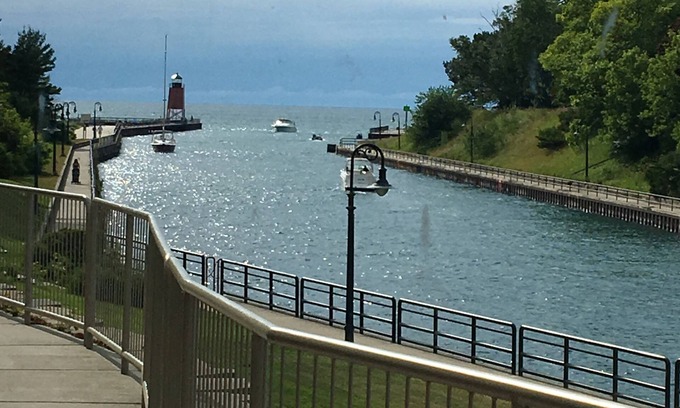 Charlevoix Condo | Edgewater Condo. Street Side .