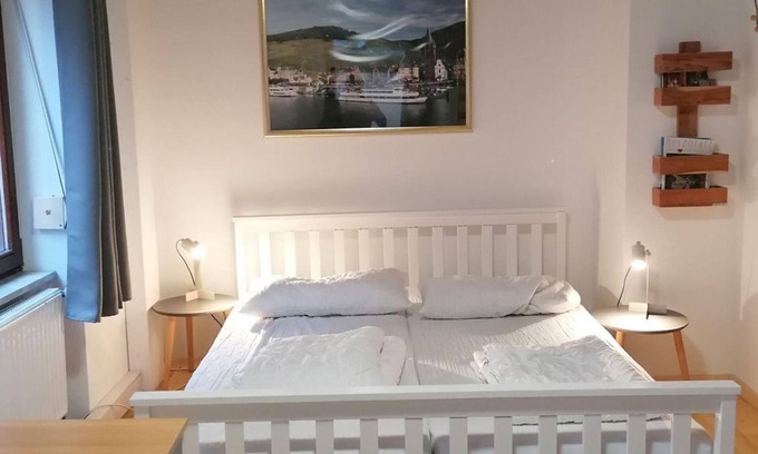 Bernkastel House | Eifel Mosel family + group vacation homes - Holiday home Moselfels