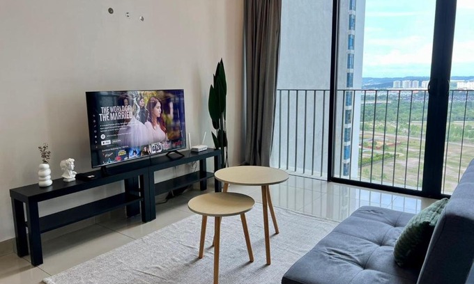 Shah Alam Apartment | Eighteen Suite at Trefoil Setia Alam