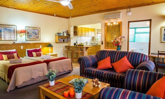 Die Boord Apartment | Eikepark Self Catering