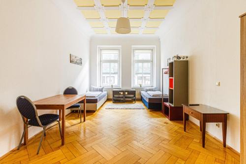 Neustadt House | Ein Zimmer in einer 5-Zimmer-Wohnung in Leipzig mit Gemeinschaftsküche und -Bad