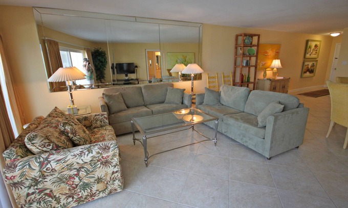 Fort Walton Beach Condo | El Matador 335 - FREE TICKETS! Your stay includes free tickets to many area attractions!