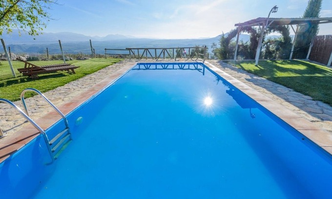 Algarinejo Villa | El Morrón Algarinejo by Ruralidays