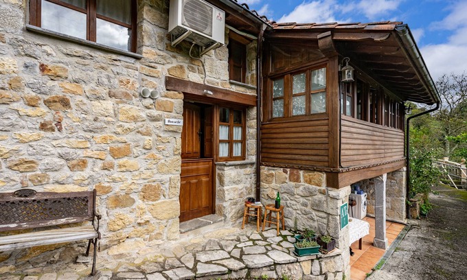 Santovena House | El Rincón del Sol: Retreat and Rest in the Picos de Europa.