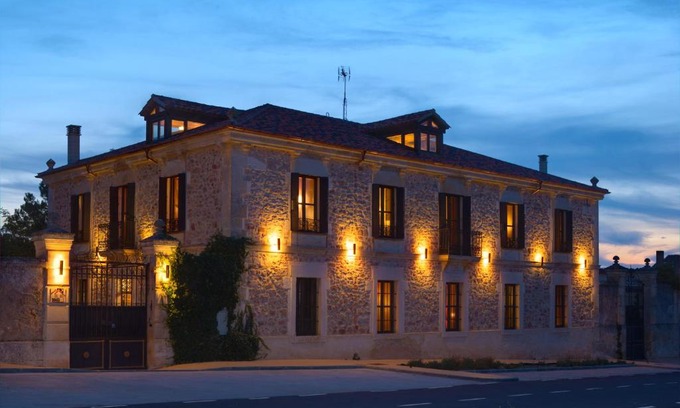 Aldeanueva De La Serrezuela Hotel | El Señorio De La Serrezuela