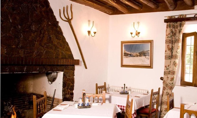 Alhama de Granada House | El Ventorro Hospederia Rural