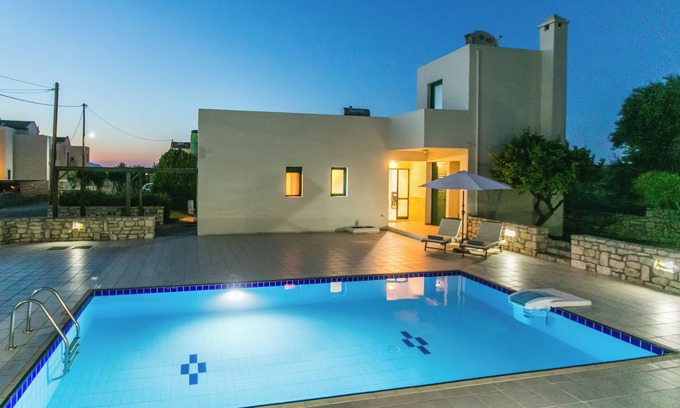 Asprouliani Villa | Eleanna villas. Villa Athena