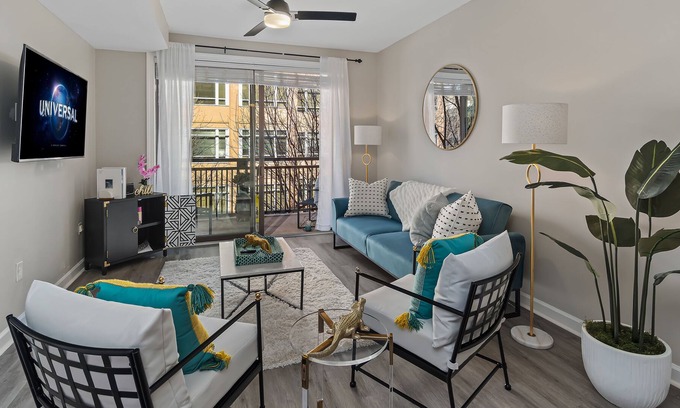 Third Ward Apartment | Electric Avenue in The Queen City