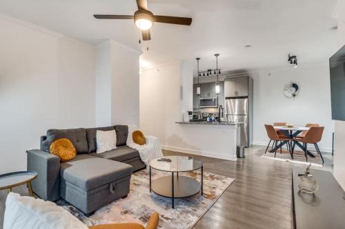 McNeil Apartment | Elegant 1BR with resort style pool near The Domain