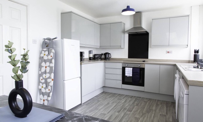Leigh House | Elegant 3 Bedroom House