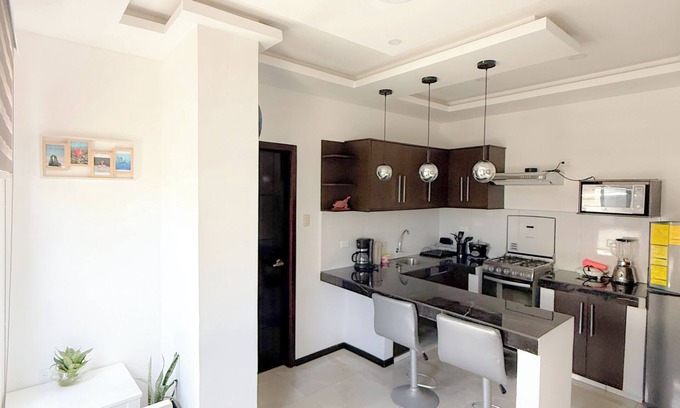 Bahia de la Academia Apartment | Elegant and cozy suite in the Galapagos Islands