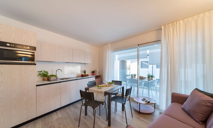 Lignano Sabbiadoro Apartment | Elegant and Modern Apartment close to Lignano City Center