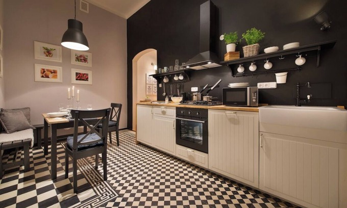 Karlin Apartment | Elegant City Retreat – 2-Bedroom Apartment with Modern Comforts