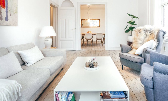 Osterbro Apartment | Elegant, evocative and cosy home in Østerbro with a stunning panoramic view