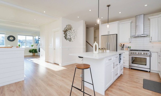 Langford House | Elegant Home In Victoria,BC