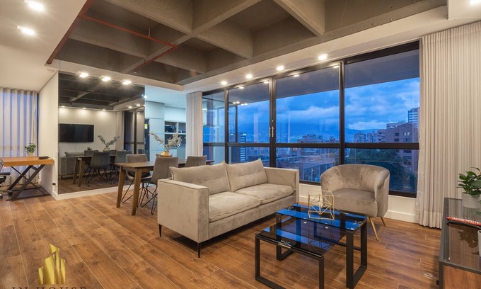 Lalinde Apartment | Elegant Loft with Pool/gym/sauna - Art Living 702