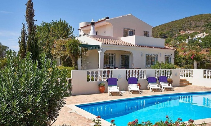 Aldeia Villa | Elegant Family Villa, A/C, Private Pool, Landscaped Garden, Sea Views - 15mins walk to Santa Barbara