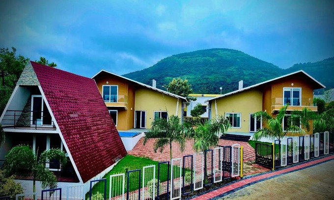 Rajgurunagar Villa | Elegant Resort And Health Club
