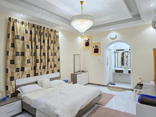 Ajman House | Elegant Room in Luxury Villa