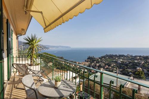 Rapallo Apartment | Elegant sea view apartment by Wonderful Italy