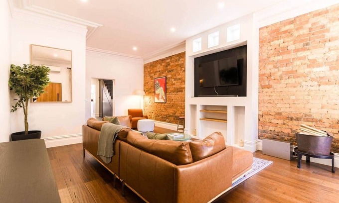 Seddon House | Elegant Seddon Stay Historic Charm & Modern Twist