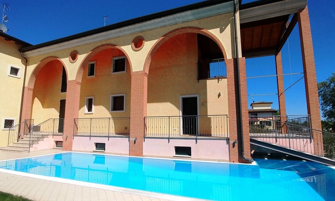 Vaccarolo Villa | Elegant Villa in a quiet area with private infinity pool