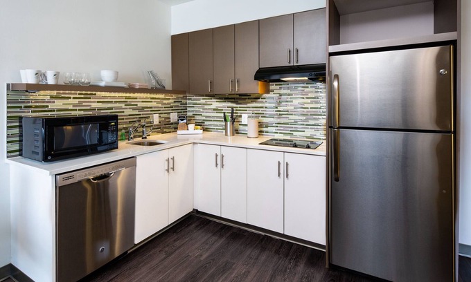 Harrison Hotel | Element Harrison - Newark