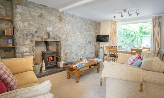 New Quay Cottage | Ellesmere, New Quay - Three Bedroom Cottage, Sleeps 5