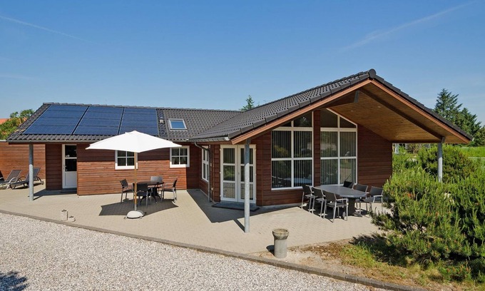 Blavand Strand House | "Elli" - 700m from the sea by Interhome