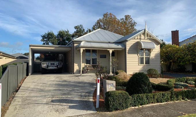 Warragul Apartment | Elmsford Cottage