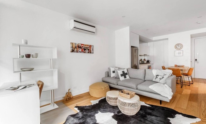 Elwood Apartment | Elsters Edge A Stylish Elwood Escape with Terrace
