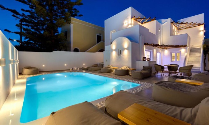 Karterados Hotel | Emerald Collection Suites