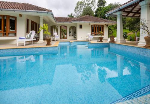 Dahanu Villa | Emerald Leaf - Villa Yucca